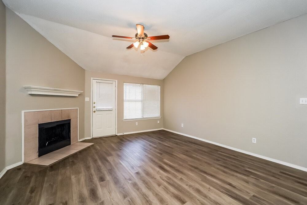 813 Edgehill Rd - Photo 3 of 16