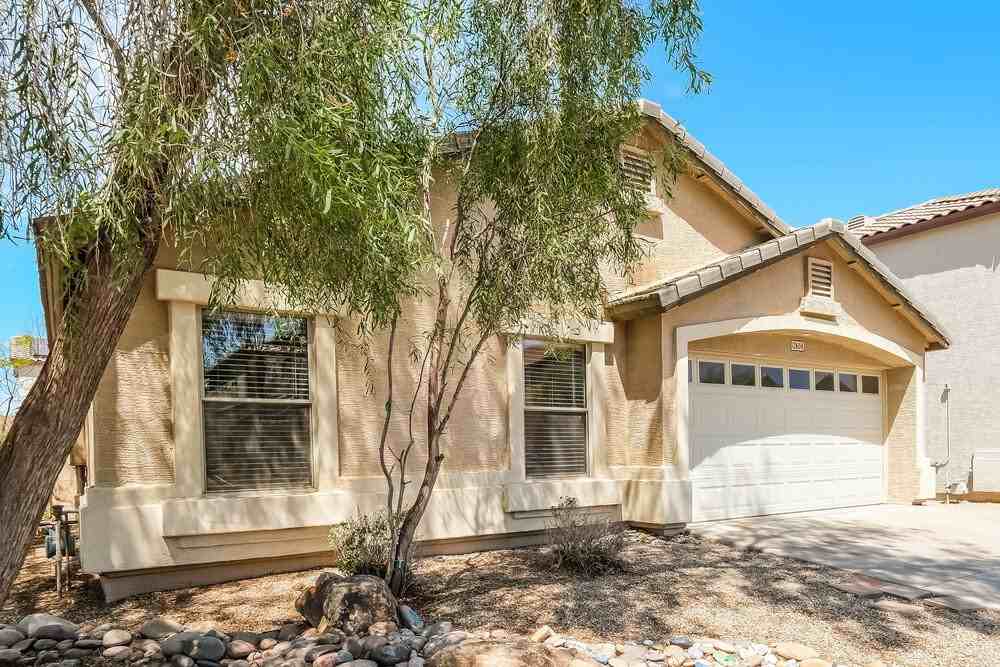 12606 W Reade Ave - Photo 3 of 16