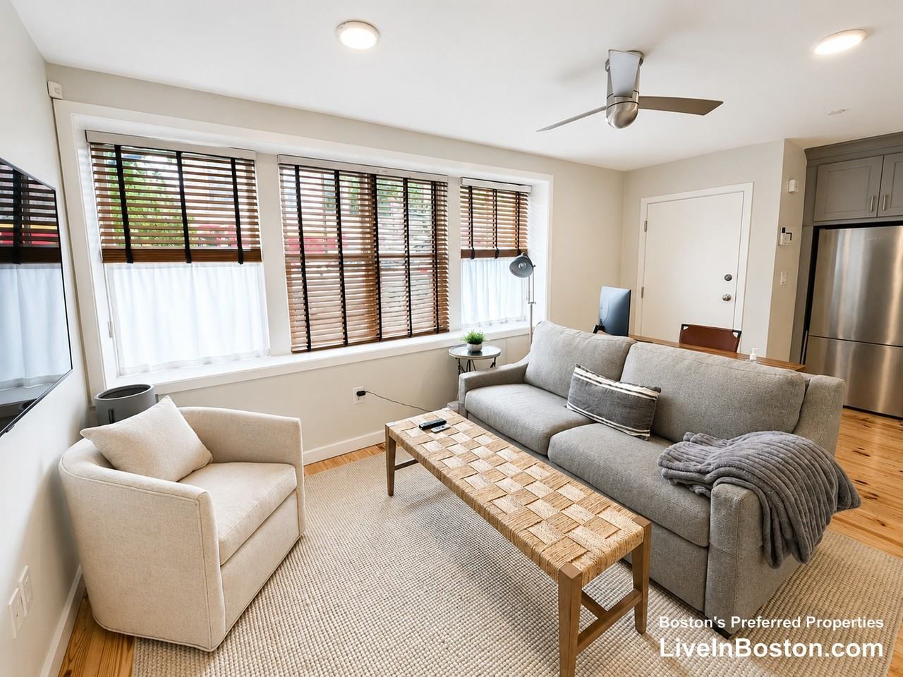 139 Arlington St #2