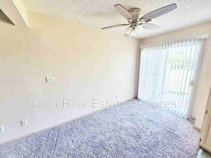 3235 Sw Iron Creek Dr - Photo 5 of 13