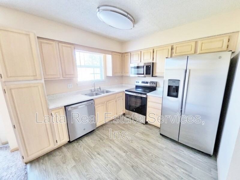 3235 Sw Iron Creek Dr - Photo 6 of 13