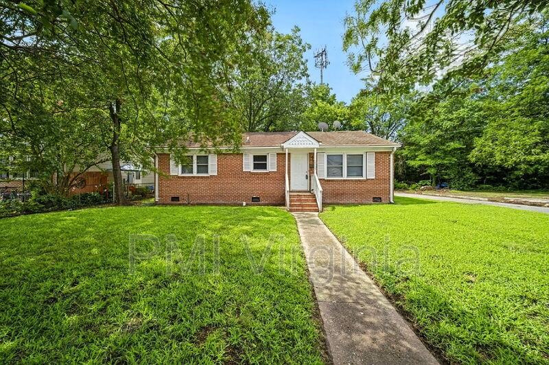 2315 North St - Photo 3 of 25
