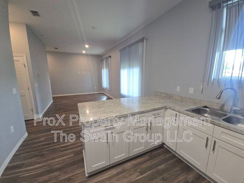 750 Avenue C Sw #101 - Photo 5 of 12