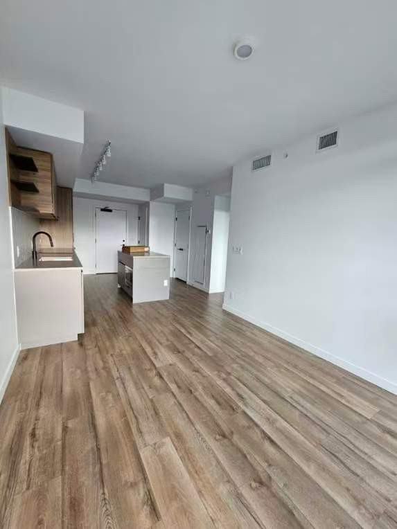 13428 105 Ave - Photo 5 of 8
