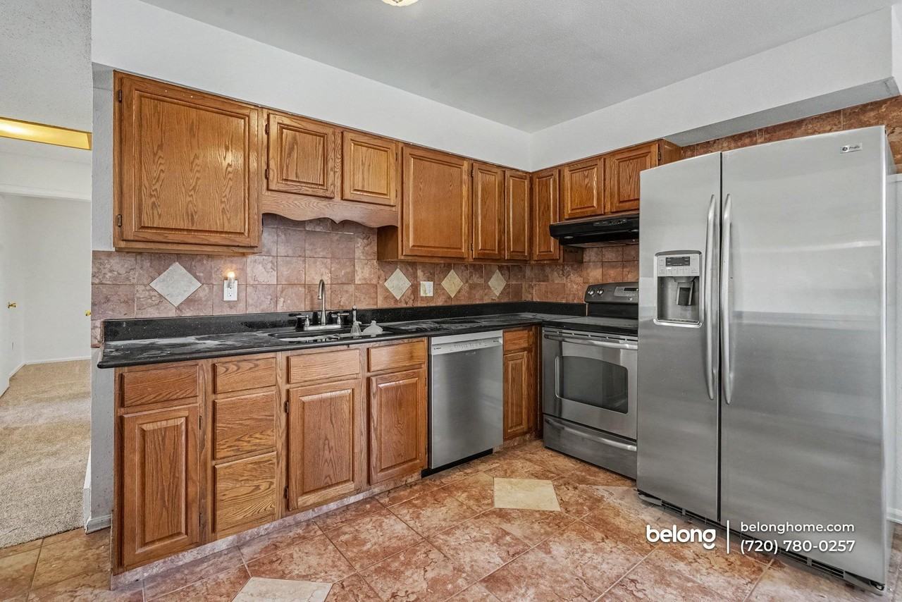 11419 E Virginia Dr - Photo 5 of 16