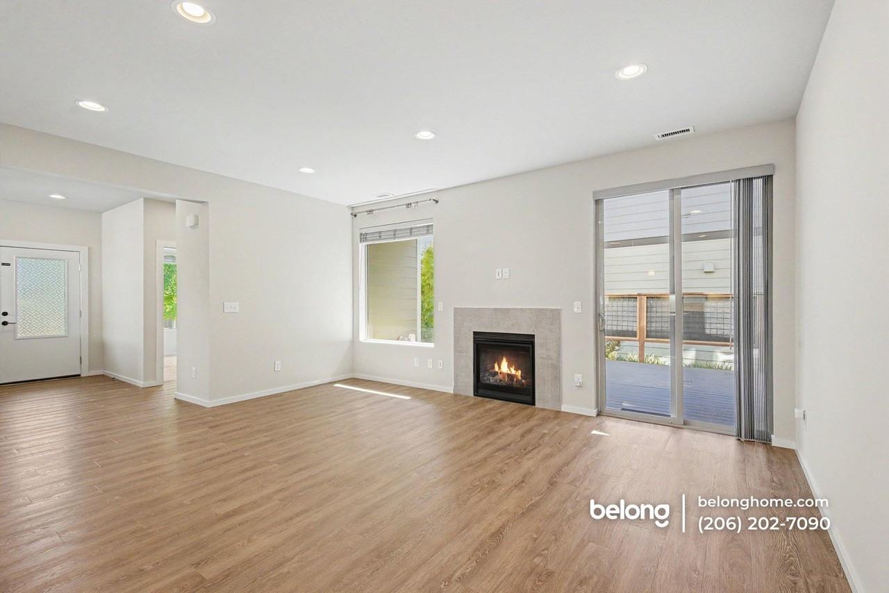 32785 Maple Ave Se - Photo 2 of 17