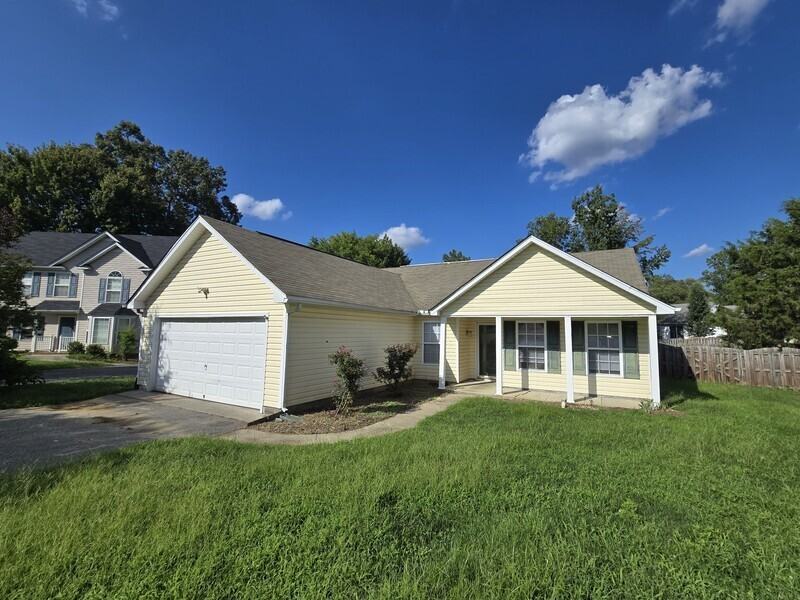 15200 Fern Hollow Ct - Photo 2 of 21