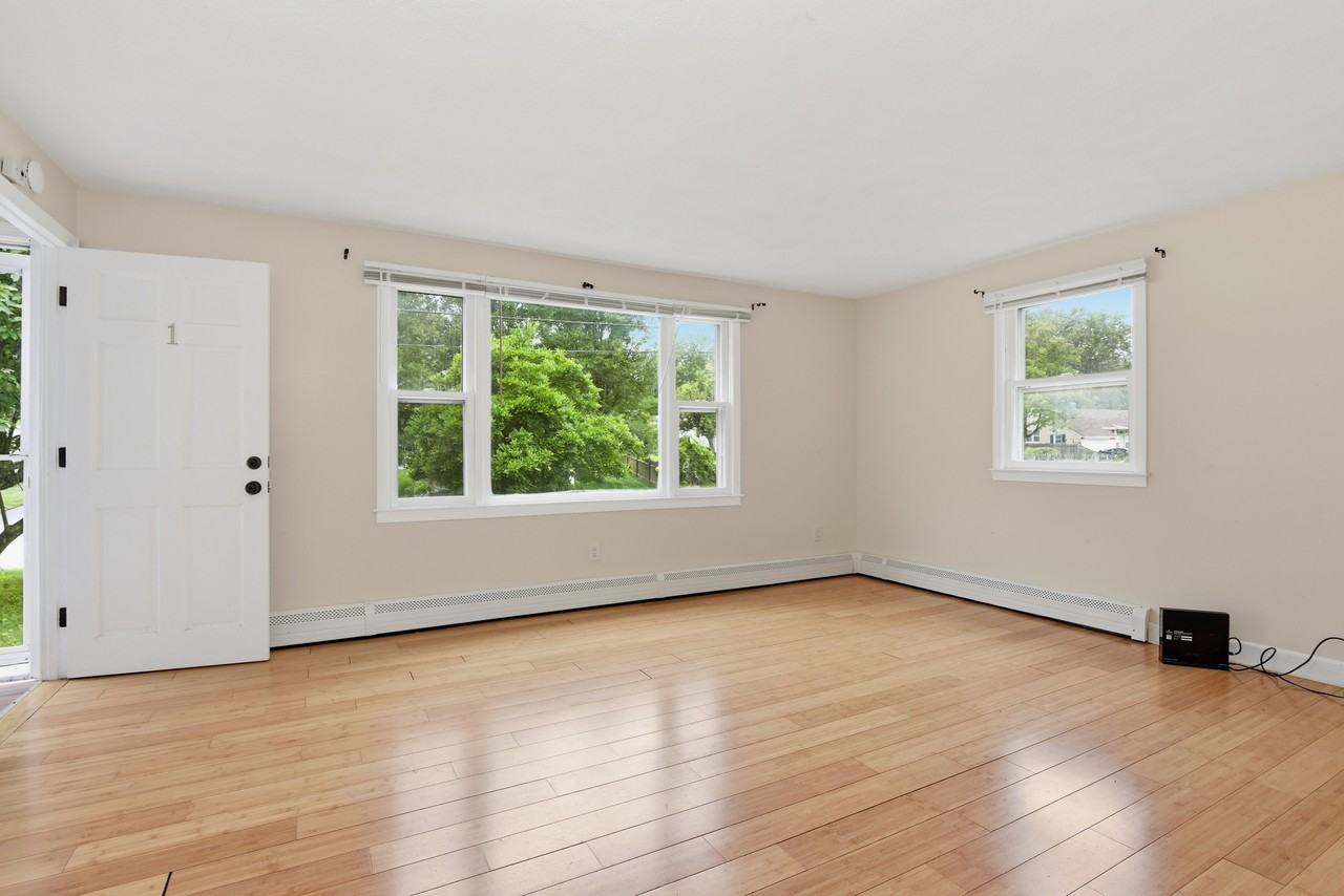 7 Boardman Ln #1 - Photo 4 of 29