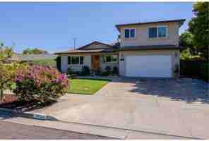 featured image of 4624 Winding Way