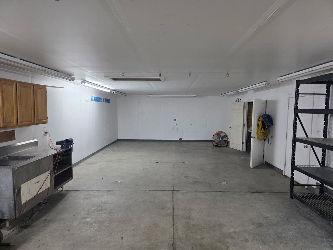8130 S Estes St - Photo 3 of 20