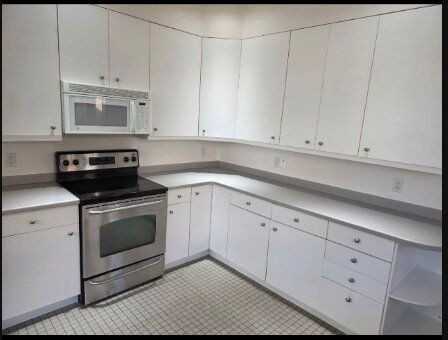 44 N Lincoln St - Photo 6 of 19