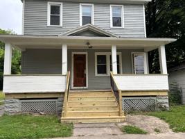 featured image of 541 Ames St