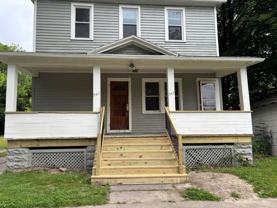 541 Ames St - Photo 1 of 1