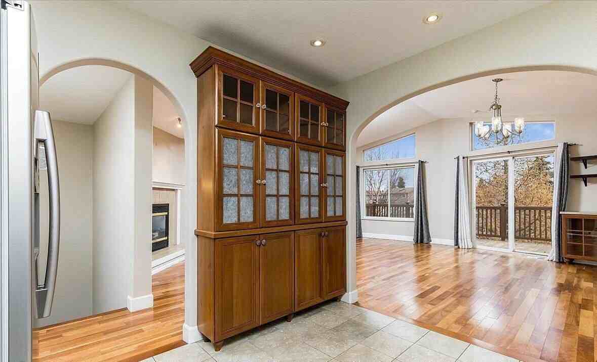 2105 Stockdale Cir - Photo 7 of 22