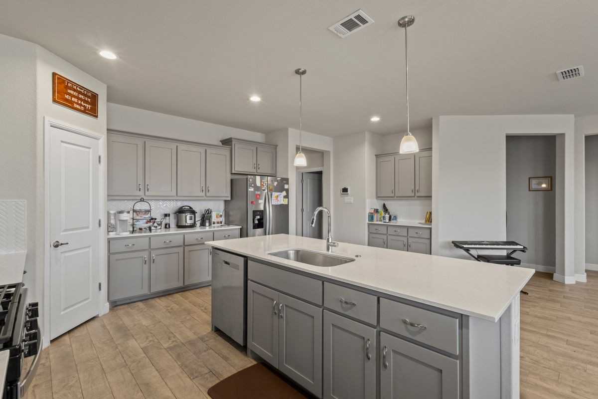 14516 Bootes Dr - Photo 4 of 12