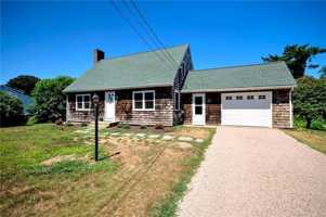 featured image of 27 Sunset Dr