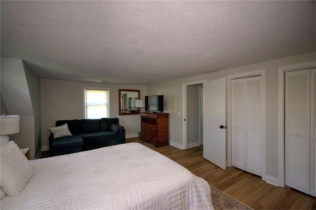 27 Sunset Dr - Photo 4 of 19
