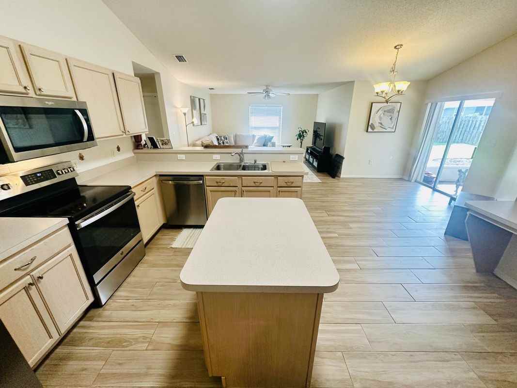 1143 Egret Lake Way - Photo 3 of 11