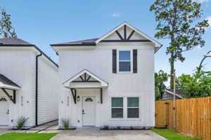 featured image of 8208 Sterlingshire St ##B