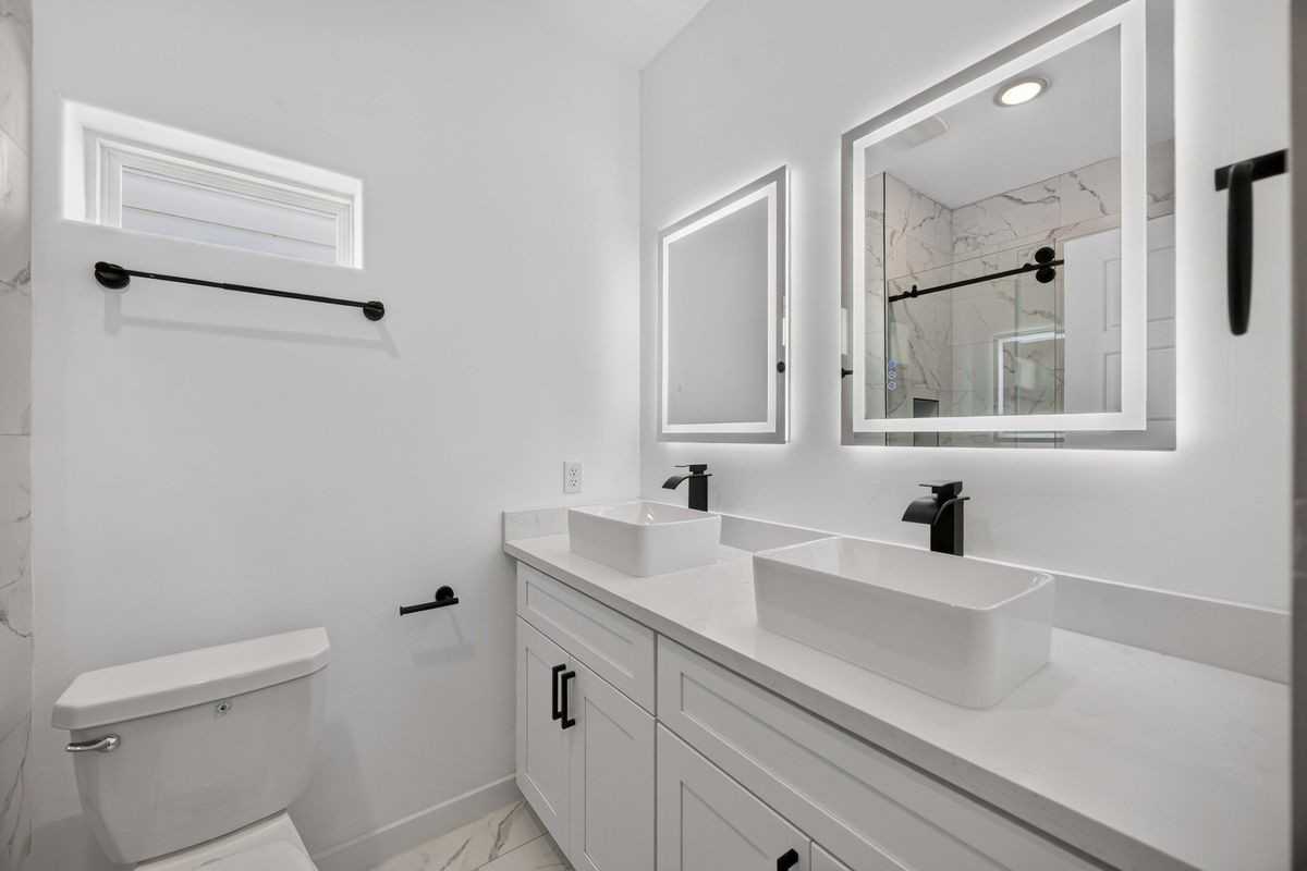 8208 Sterlingshire St ##B - Photo 7 of 7