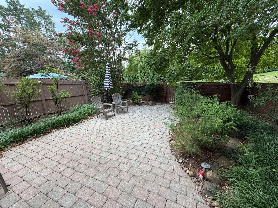 4360 Greenberry Ln - Photo 5 of 15