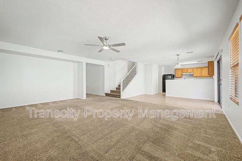 2755 S Southwind Dr - Photo 5 of 20