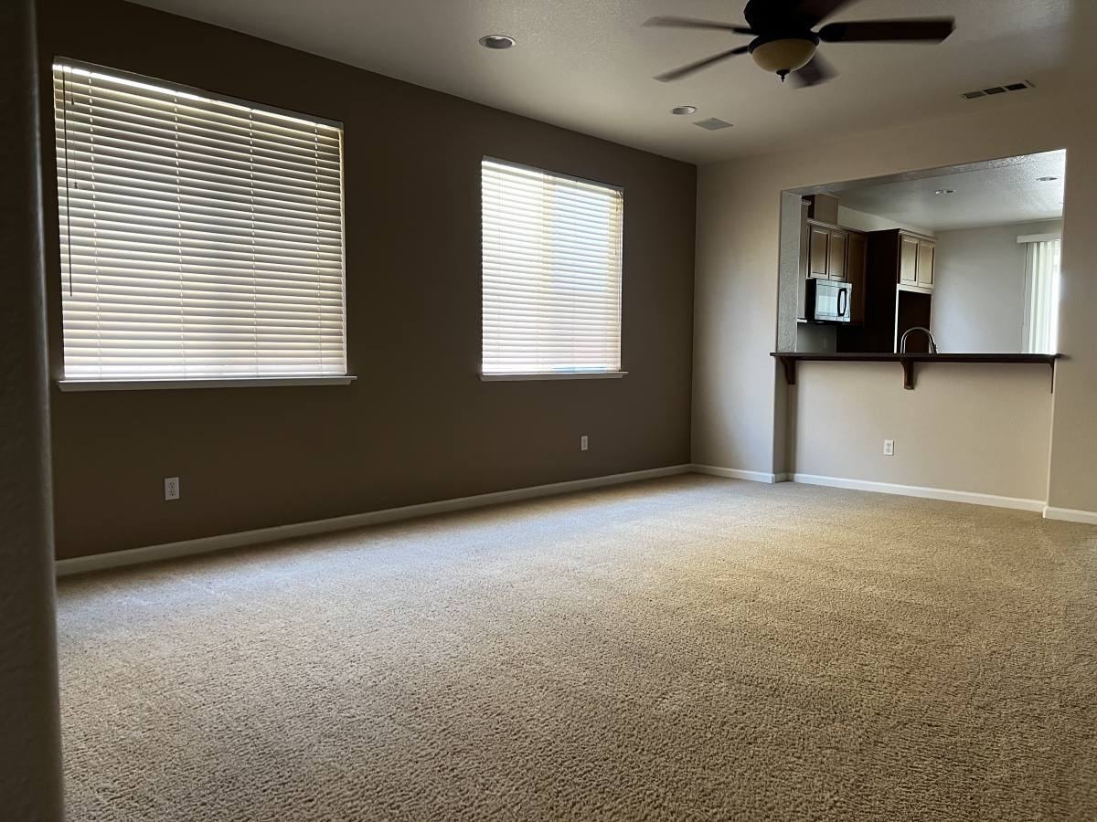 1726 Cocomo Pl - Photo 4 of 6