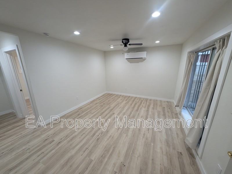 443 Trumbull Ave Se #2 - Photo 2 of 8