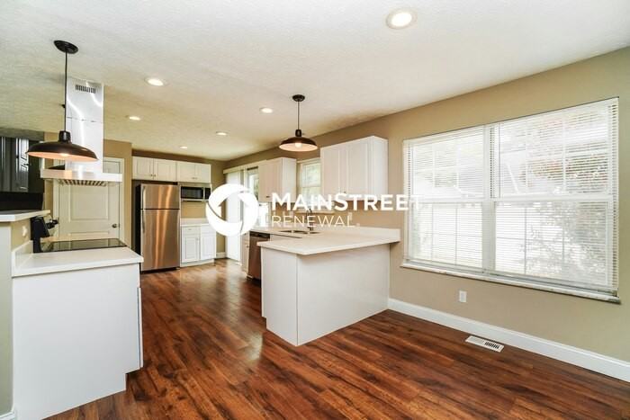 557 Hunt Valley Dr - Photo 6 of 19