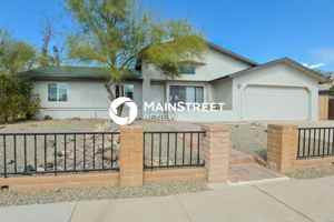 featured image of 1880 W Mountain Oak Ln