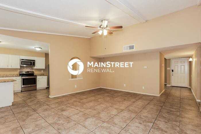 6515 Forestview Dr - Photo 4 of 15