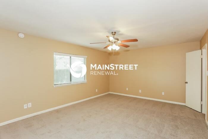 6515 Forestview Dr - Photo 7 of 15