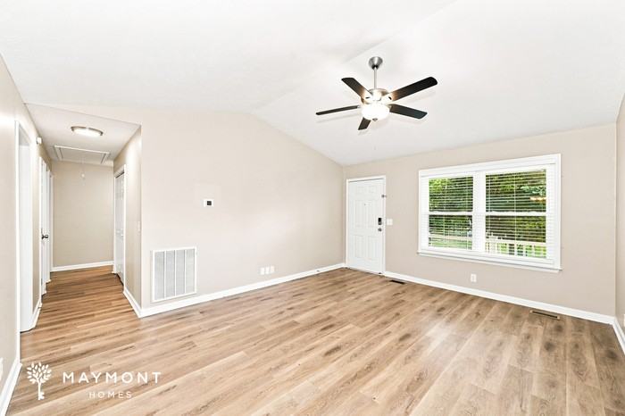 415 Country Village Dr - Photo 7 of 16