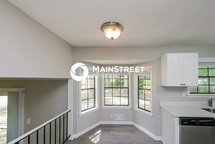 6847 Shangrila Way - Photo 5 of 17