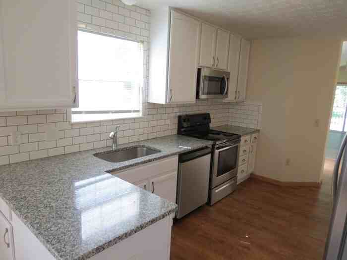 6132 Kensington Glen Dr - Photo 6 of 17