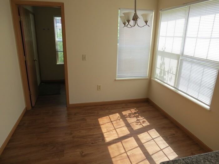 6132 Kensington Glen Dr - Photo 7 of 17