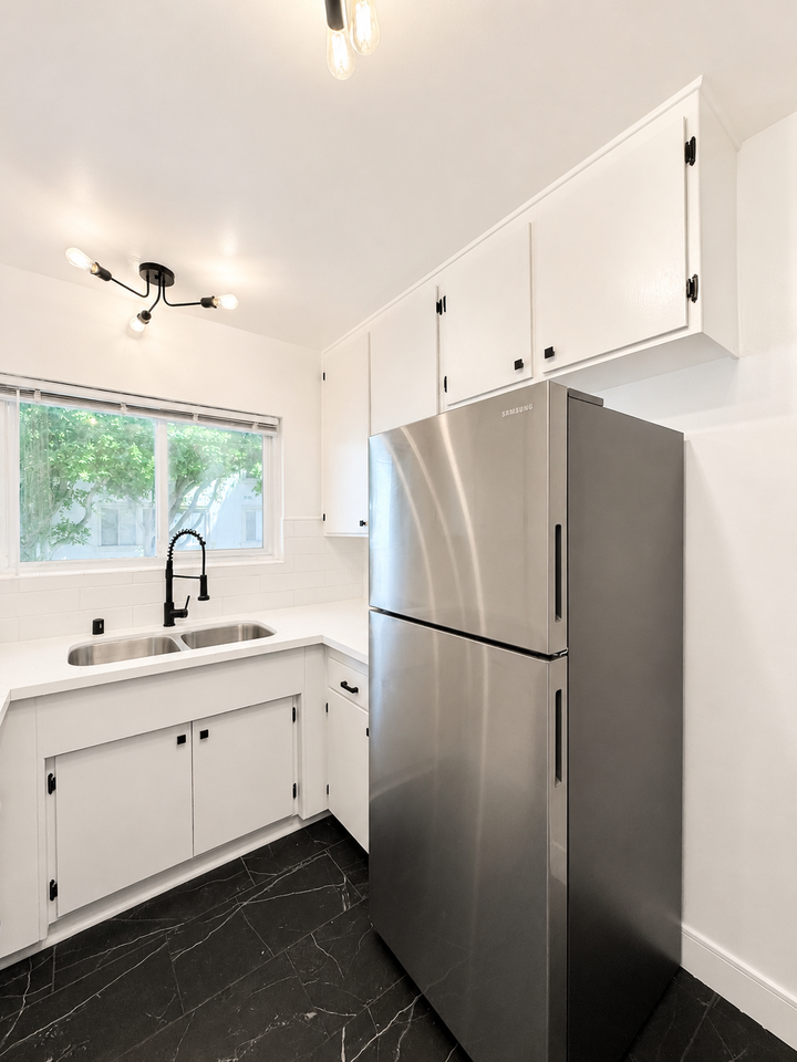 8520 Sherwood Dr #3 - Photo 5 of 13