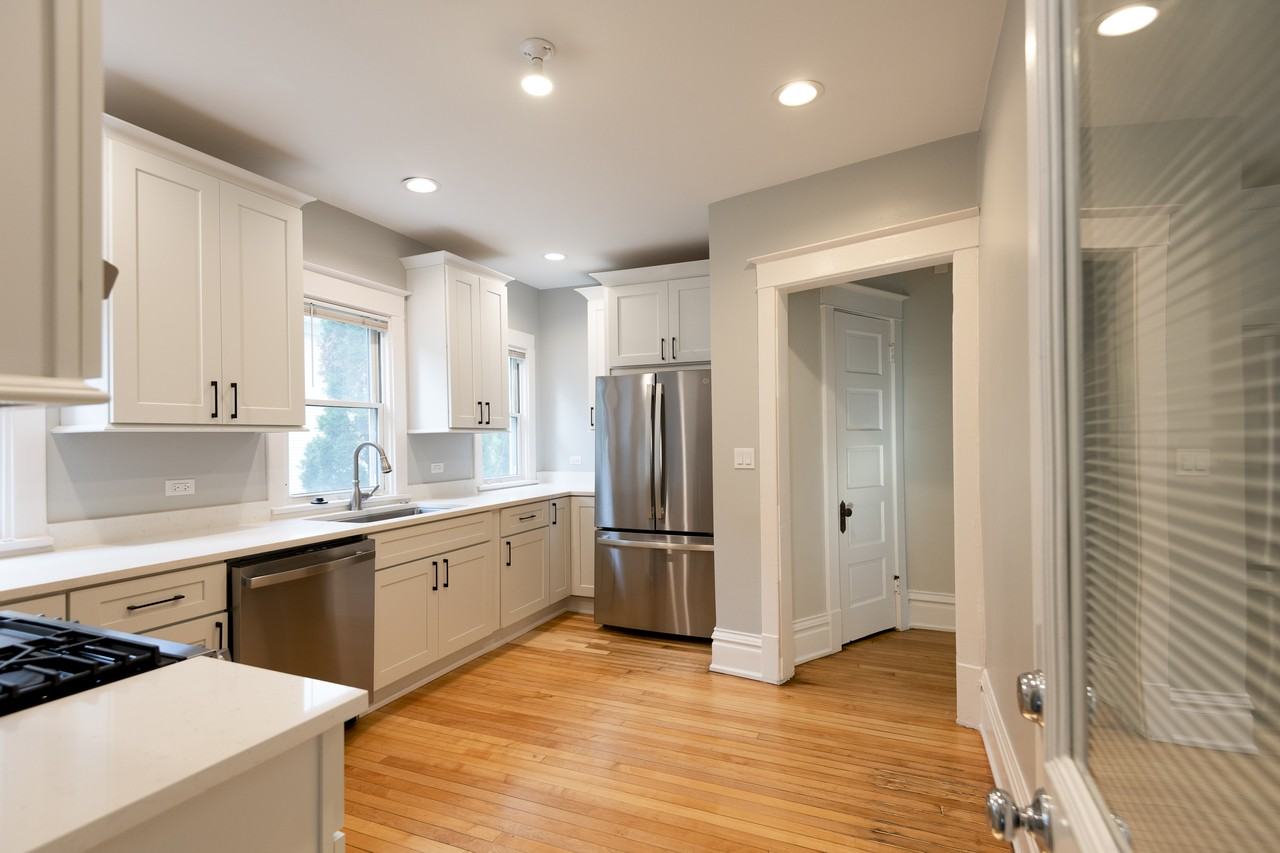 54 Bluff Ave #1 - Photo 2 of 23