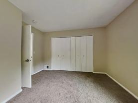 5S522 Bonnie Ct #NA - Photo 1 of 1