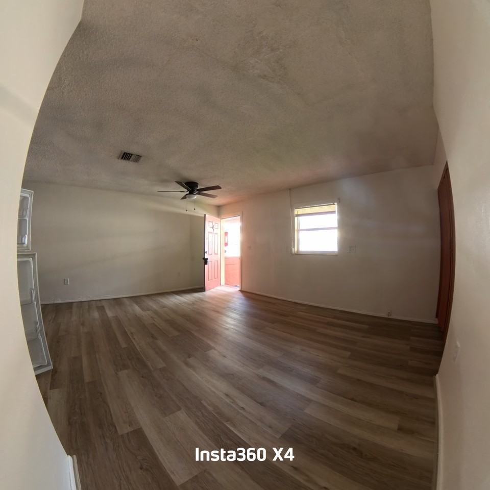 2031 W South St #4 - Photo 5 of 14