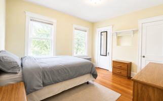 featured image of 18 Hunnewell Ave #2