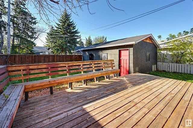10833 69 Ave Nw - Photo 2 of 23