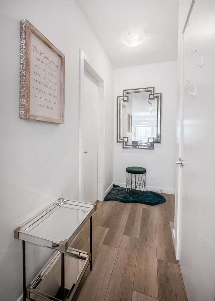 836 Royal Ave Sw - Photo 6 of 50