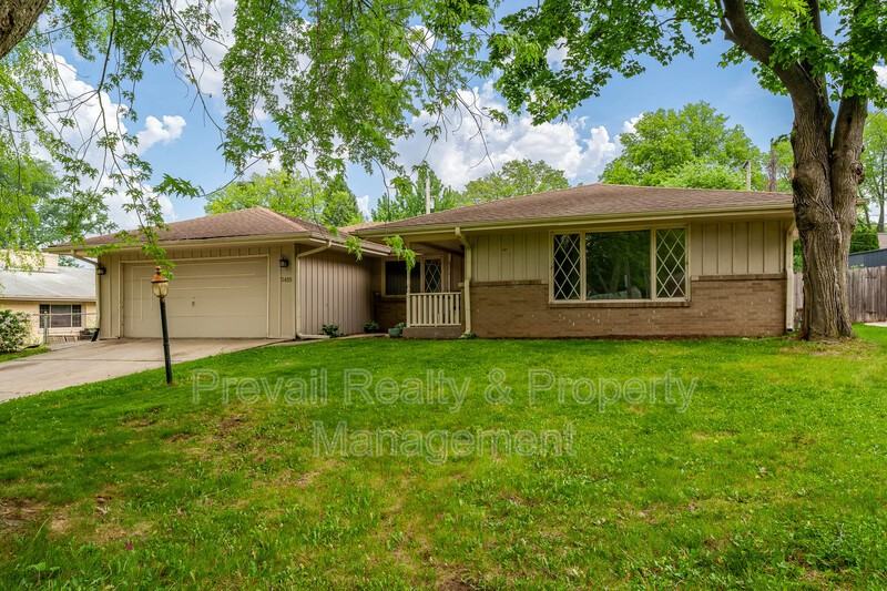 5418 Tam O Shanter Dr - Photo 2 of 35