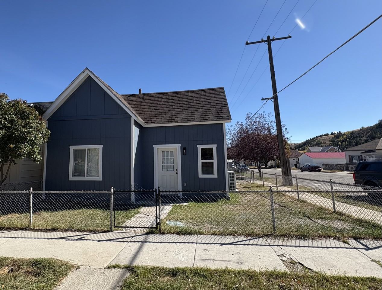 523 Birch St #NA - Photo 2 of 20