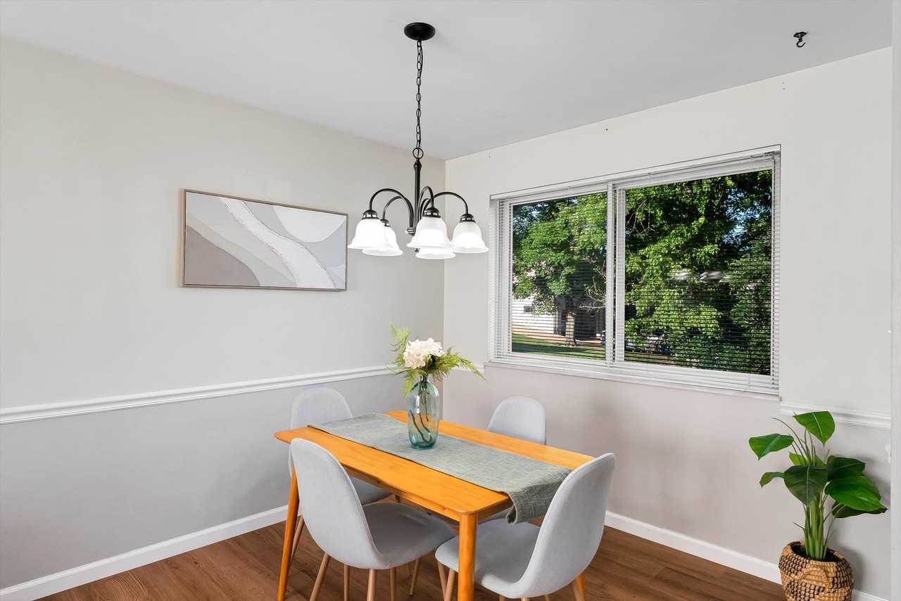 248 Village Creek Dr #NA - Photo 6 of 20