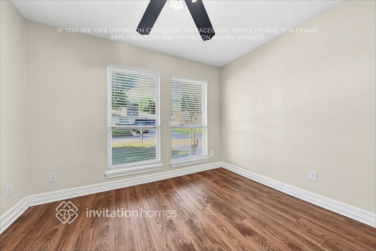 9422 Chartermoss Cir - Photo 6 of 19
