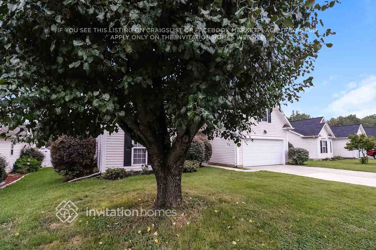132 Sweet Martha Dr - Photo 3 of 16