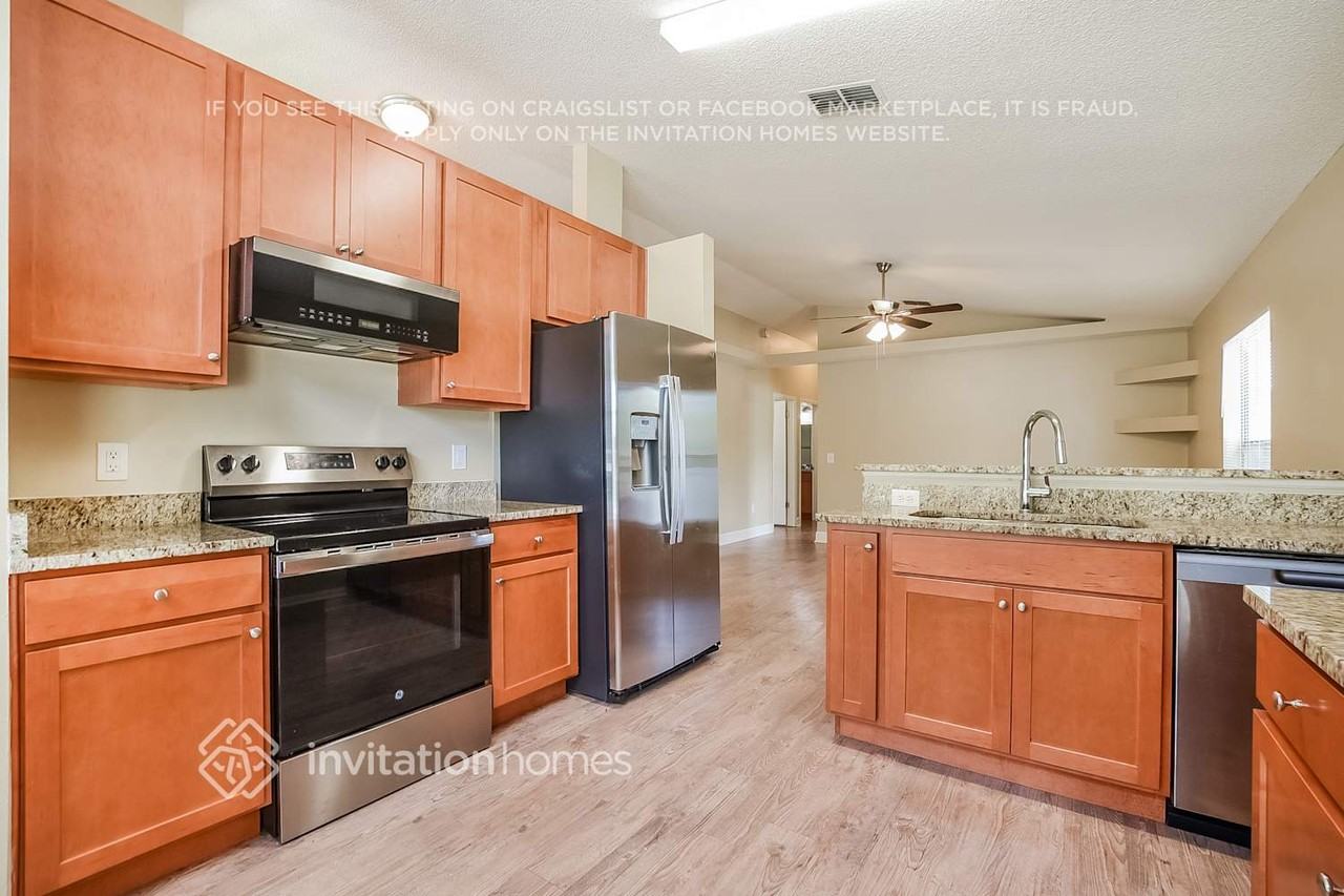 924 N Grant St - Photo 7 of 17