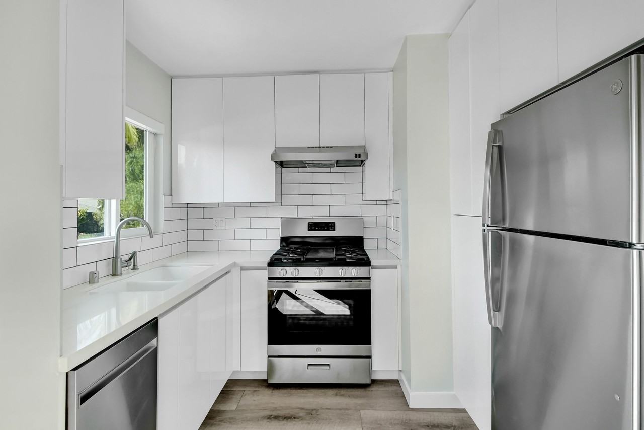 3240 Fay - Photo 6 of 17